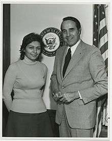 Avital_Sharansky_with_Senator_Bob_Dole