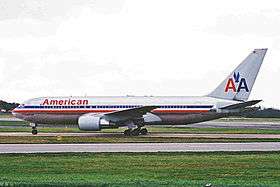 Sideview of N334AA at Manchester Airport