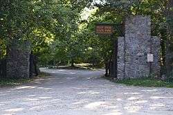 Pilot Knob State Park: Portals in Area 5b